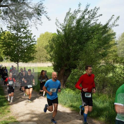 04.05.2025 - 8. Wedeler Halbmarathon Felixshl http://msf.ph/oto/7819261 04.05.2025 10:01:40 Laufen 985, 854, 22, 610 meine-sportfotos.de