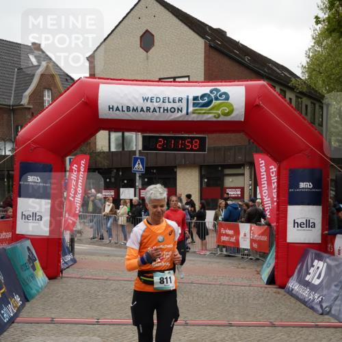 04.05.2025 - 8. Wedeler Halbmarathon Felixshl http://msf.ph/oto/7819289 04.05.2025 12:11:56 Ziel 197, 811, 819 meine-sportfotos.de