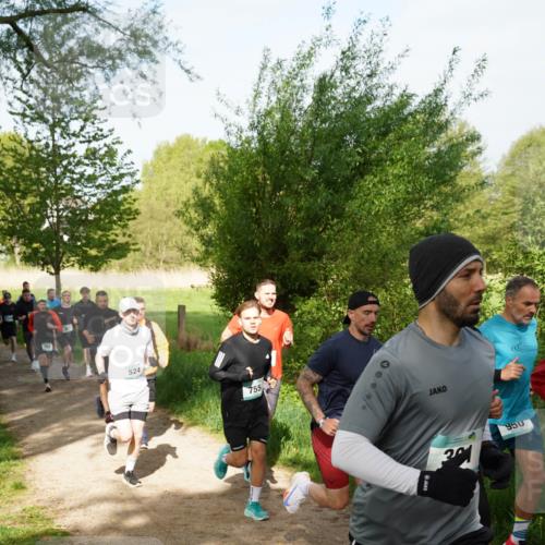 04.05.2025 - 8. Wedeler Halbmarathon Felixshl http://msf.ph/oto/7819293 04.05.2025 10:01:46 Laufen 524, 755, 950 meine-sportfotos.de