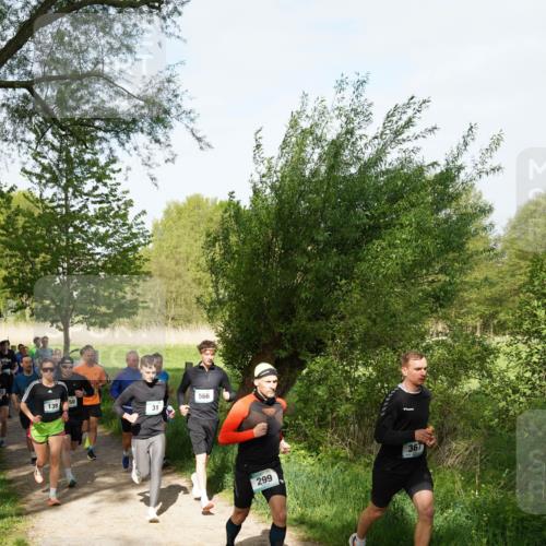 04.05.2025 - 8. Wedeler Halbmarathon Felixshl http://msf.ph/oto/7819316 04.05.2025 10:01:49 Laufen 139, 31, 566, 299, 367 meine-sportfotos.de