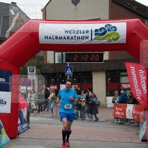 04.05.2025 - 8. Wedeler Halbmarathon Felixshl http://msf.ph/oto/7819317 04.05.2025 12:12:18 Ziel 342 meine-sportfotos.de