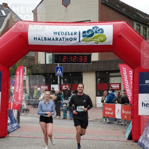 04.05.2025 - 8. Wedeler Halbmarathon Felixshl http://msf.ph/oto/7819358 04.05.2025 12:12:31 Ziel 110, 111 meine-sportfotos.de