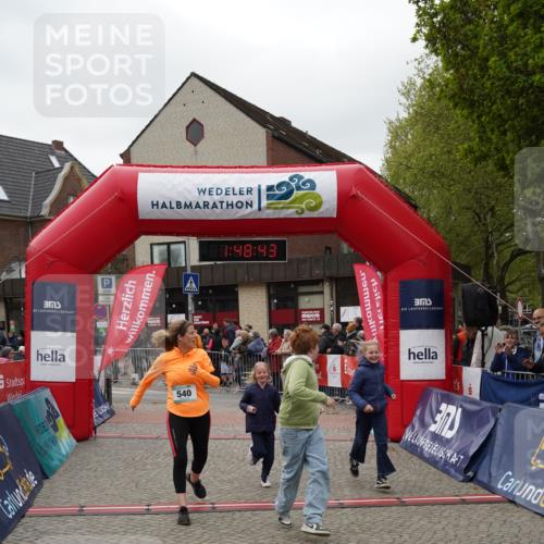 04.05.2025 - 8. Wedeler Halbmarathon Felixshl http://msf.ph/oto/7819374 04.05.2025 11:48:41 Ziel 312, 540 meine-sportfotos.de