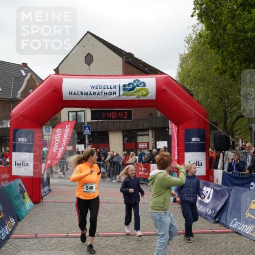 04.05.2025 - 8. Wedeler Halbmarathon Felixshl http://msf.ph/oto/7819380 04.05.2025 11:48:41 Ziel 312, 540 meine-sportfotos.de