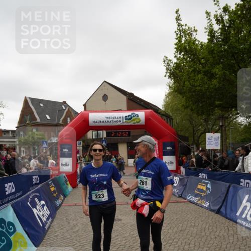 04.05.2025 - 8. Wedeler Halbmarathon Felixshl http://msf.ph/oto/7819468 04.05.2025 12:12:50 Ziel 223, 261 meine-sportfotos.de