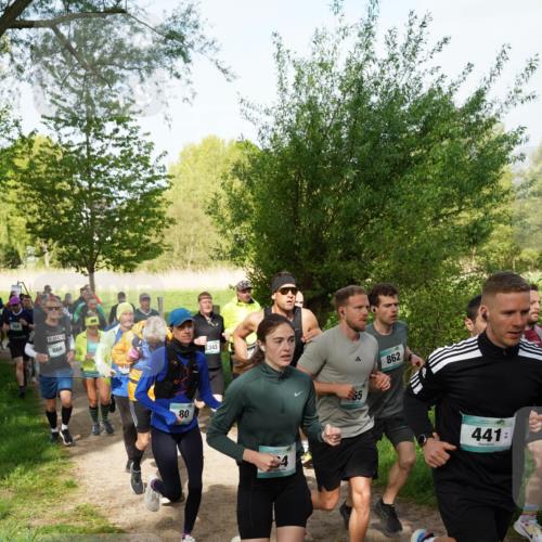 04.05.2025 - 8. Wedeler Halbmarathon Felixshl http://msf.ph/oto/7819476 04.05.2025 10:02:07 Laufen 258, 866, 343, 80, 55, 862, 441 meine-sportfotos.de