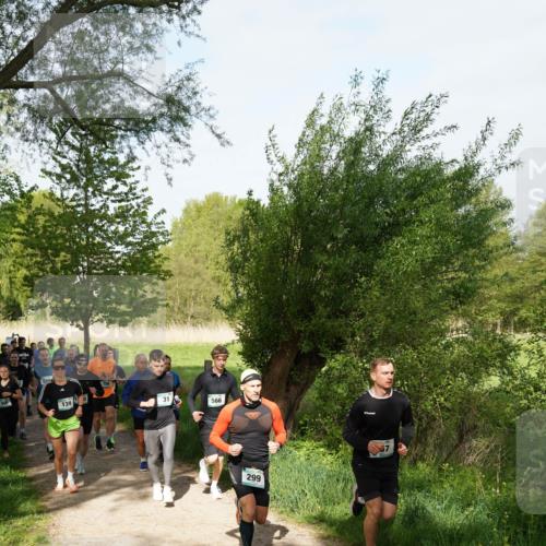 04.05.2025 - 8. Wedeler Halbmarathon Felixshl http://msf.ph/oto/7819484 04.05.2025 10:01:49 Laufen 166, 139, 31, 566, 299 meine-sportfotos.de