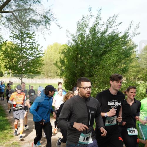 04.05.2025 - 8. Wedeler Halbmarathon Felixshl http://msf.ph/oto/7819511 04.05.2025 10:01:56 Laufen 808, 157, 198, 683, 539 meine-sportfotos.de