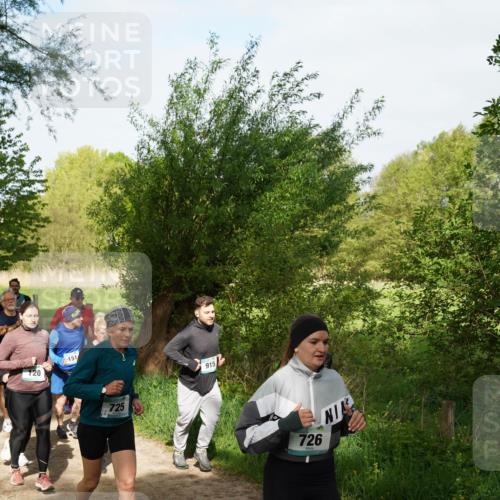 04.05.2025 - 8. Wedeler Halbmarathon Felixshl http://msf.ph/oto/7819560 04.05.2025 10:02:13 Laufen 120, 151, 725, 915, 726 meine-sportfotos.de