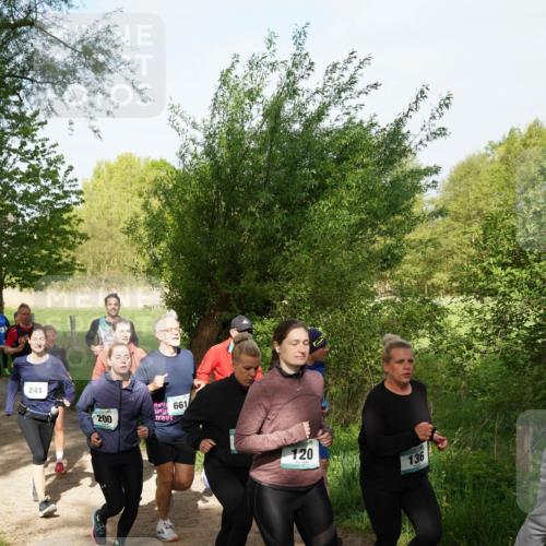 04.05.2025 - 8. Wedeler Halbmarathon Felixshl http://msf.ph/oto/7819564 04.05.2025 10:02:15 Laufen 241, 200, 661, 120, 136 meine-sportfotos.de