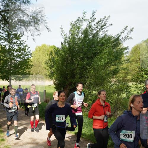 04.05.2025 - 8. Wedeler Halbmarathon Felixshl http://msf.ph/oto/7819567 04.05.2025 10:02:16 Laufen 543, 310, 241, 200 meine-sportfotos.de