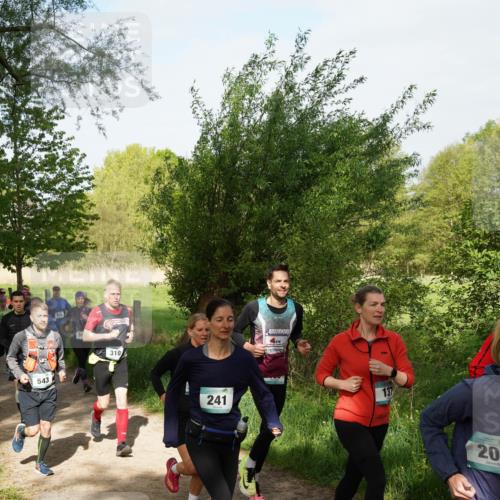 04.05.2025 - 8. Wedeler Halbmarathon Felixshl http://msf.ph/oto/7819568 04.05.2025 10:02:16 Laufen 543, 310, 241, 137, 20 meine-sportfotos.de