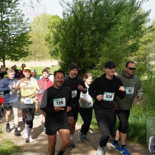 04.05.2025 - 8. Wedeler Halbmarathon Felixshl http://msf.ph/oto/7819664 04.05.2025 10:02:50 Laufen 93, 129, 33, 908, 938, 97 meine-sportfotos.de