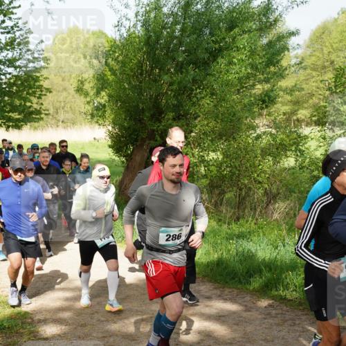 04.05.2025 - 8. Wedeler Halbmarathon Felixshl http://msf.ph/oto/7819671 04.05.2025 10:02:52 Laufen 286 meine-sportfotos.de