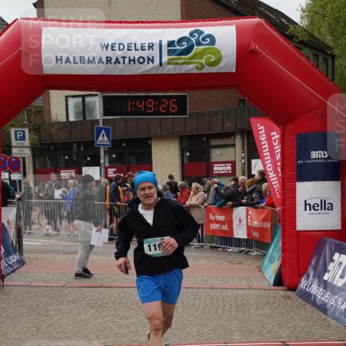 04.05.2025 - 8. Wedeler Halbmarathon Felixshl http://msf.ph/oto/7819699 04.05.2025 11:49:24 Ziel 1196 meine-sportfotos.de