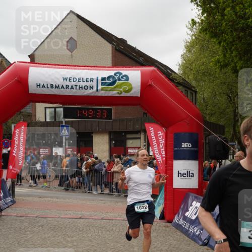 04.05.2025 - 8. Wedeler Halbmarathon Felixshl http://msf.ph/oto/7819712 04.05.2025 11:49:31 Ziel 325, 1032 meine-sportfotos.de