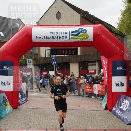 04.05.2025 - 8. Wedeler Halbmarathon Felixshl http://msf.ph/oto/7819738 04.05.2025 11:49:51 Ziel 841 meine-sportfotos.de