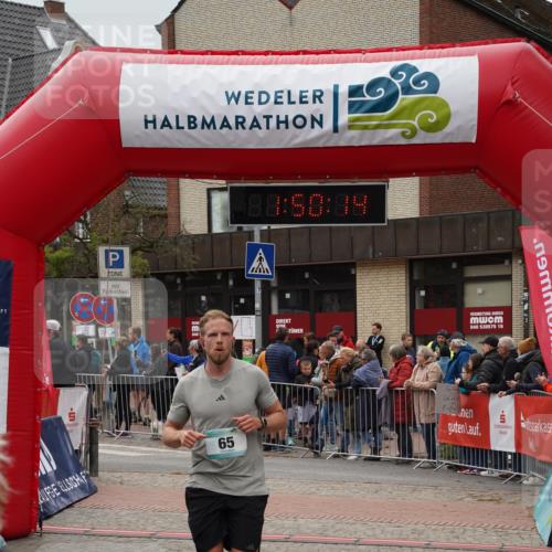 04.05.2025 - 8. Wedeler Halbmarathon Felixshl http://msf.ph/oto/7819754 04.05.2025 11:50:12 Ziel 65, 588 meine-sportfotos.de