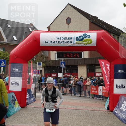 04.05.2025 - 8. Wedeler Halbmarathon Felixshl http://msf.ph/oto/7819767 04.05.2025 11:50:23 Ziel 376, 552, 935, 1113 meine-sportfotos.de