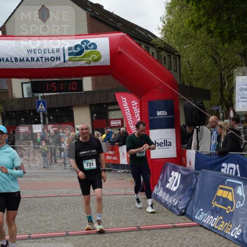 04.05.2025 - 8. Wedeler Halbmarathon Felixshl http://msf.ph/oto/7819841 04.05.2025 11:51:08 Ziel 400, 528, 731 meine-sportfotos.de