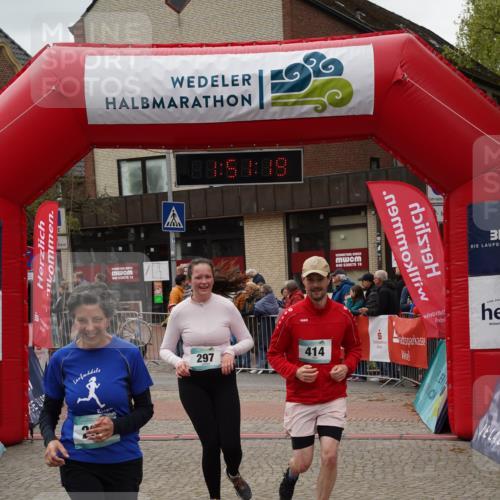04.05.2025 - 8. Wedeler Halbmarathon Felixshl http://msf.ph/oto/7819855 04.05.2025 11:51:17 Ziel 295, 297, 414, 586 meine-sportfotos.de