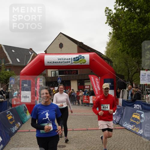 04.05.2025 - 8. Wedeler Halbmarathon Felixshl http://msf.ph/oto/7819859 04.05.2025 11:51:18 Ziel 295, 297, 414, 586 meine-sportfotos.de