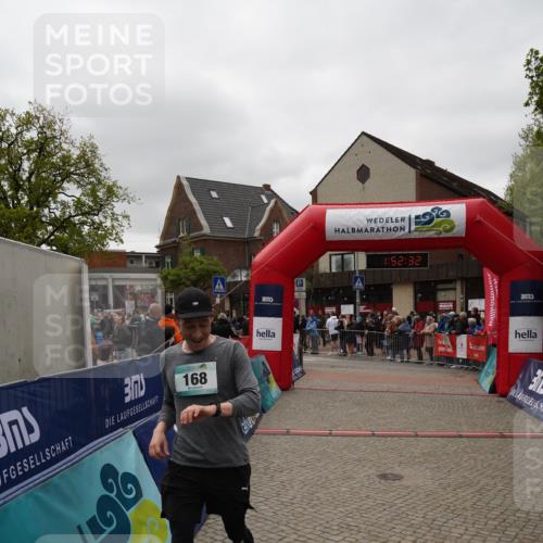 04.05.2025 - 8. Wedeler Halbmarathon Felixshl http://msf.ph/oto/7819925 04.05.2025 11:52:30 Ziel 123, 168, 852, 1166 meine-sportfotos.de