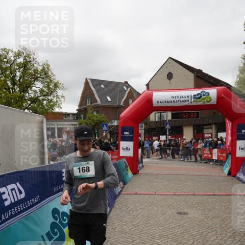 04.05.2025 - 8. Wedeler Halbmarathon Felixshl http://msf.ph/oto/7819926 04.05.2025 11:52:31 Ziel 123, 168, 1166 meine-sportfotos.de