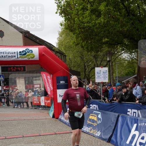 04.05.2025 - 8. Wedeler Halbmarathon Felixshl http://msf.ph/oto/7819948 04.05.2025 11:52:41 Ziel 18, 488 meine-sportfotos.de