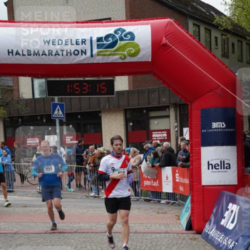 04.05.2025 - 8. Wedeler Halbmarathon Felixshl http://msf.ph/oto/7819972 04.05.2025 11:53:13 Ziel 50, 462, 722 meine-sportfotos.de