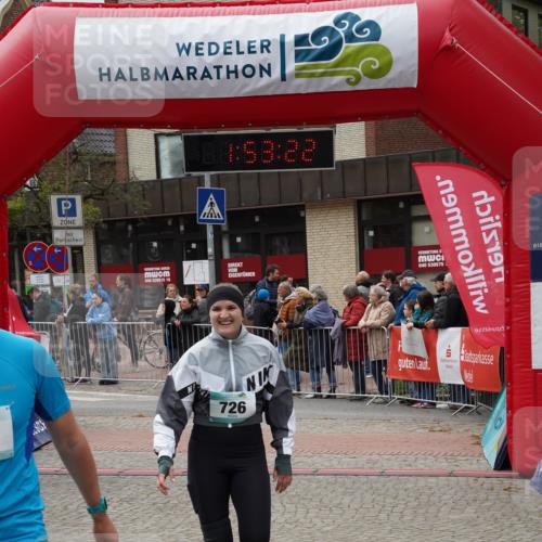 04.05.2025 - 8. Wedeler Halbmarathon Felixshl http://msf.ph/oto/7819991 04.05.2025 11:53:20 Ziel 50, 726 meine-sportfotos.de