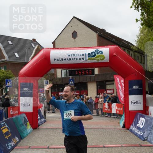 04.05.2025 - 8. Wedeler Halbmarathon Felixshl http://msf.ph/oto/7820028 04.05.2025 11:53:51 Ziel 222, 585 meine-sportfotos.de
