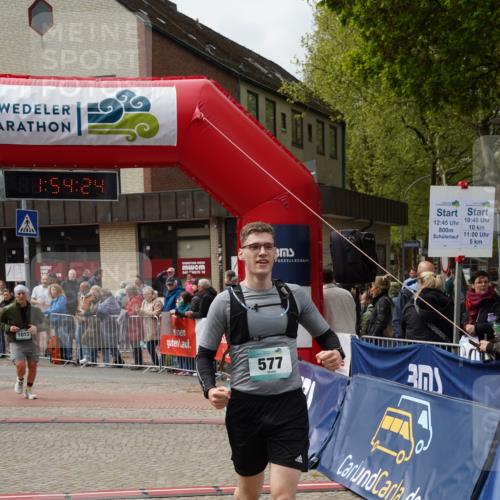 04.05.2025 - 8. Wedeler Halbmarathon Felixshl http://msf.ph/oto/7820067 04.05.2025 11:54:22 Ziel 360, 577, 1013 meine-sportfotos.de