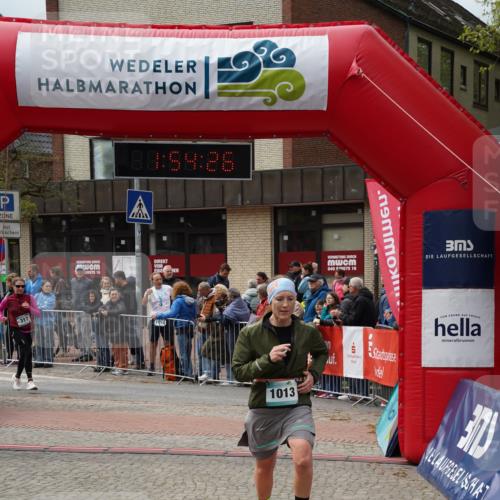 04.05.2025 - 8. Wedeler Halbmarathon Felixshl http://msf.ph/oto/7820076 04.05.2025 11:54:24 Ziel 317, 360, 577, 1013 meine-sportfotos.de
