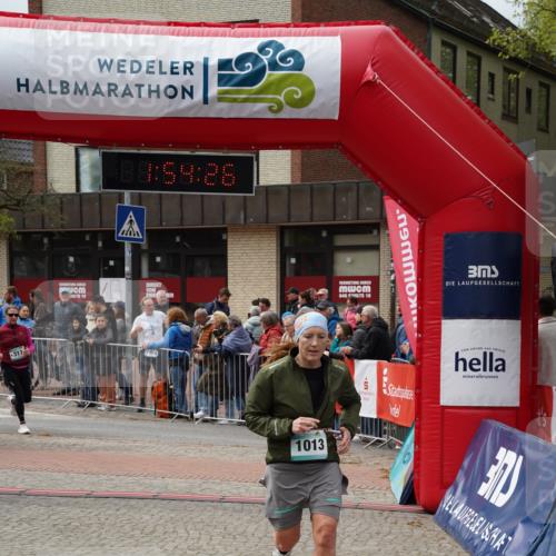 04.05.2025 - 8. Wedeler Halbmarathon Felixshl http://msf.ph/oto/7820077 04.05.2025 11:54:24 Ziel 317, 360, 577, 1013 meine-sportfotos.de