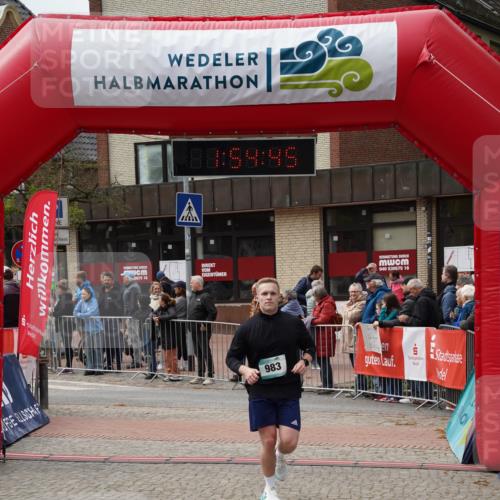04.05.2025 - 8. Wedeler Halbmarathon Felixshl http://msf.ph/oto/7820107 04.05.2025 11:54:43 Ziel 559 meine-sportfotos.de