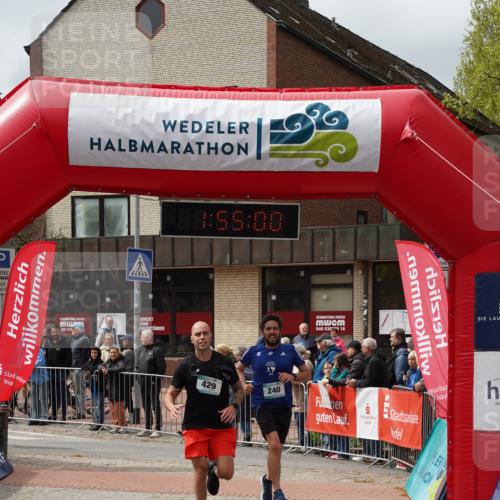 04.05.2025 - 8. Wedeler Halbmarathon Felixshl http://msf.ph/oto/7820132 04.05.2025 11:54:58 Ziel 240, 248, 429, 719, 720, 873 meine-sportfotos.de