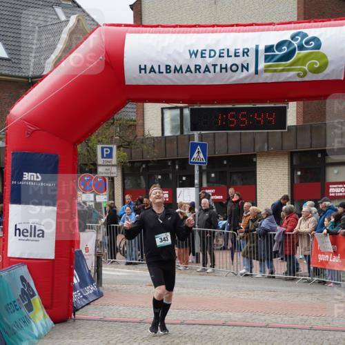 04.05.2025 - 8. Wedeler Halbmarathon Felixshl http://msf.ph/oto/7820169 04.05.2025 11:55:42 Ziel 343 meine-sportfotos.de