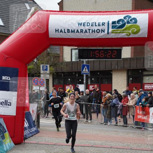 04.05.2025 - 8. Wedeler Halbmarathon Felixshl http://msf.ph/oto/7820213 04.05.2025 11:56:20 Ziel 989, 1149 meine-sportfotos.de