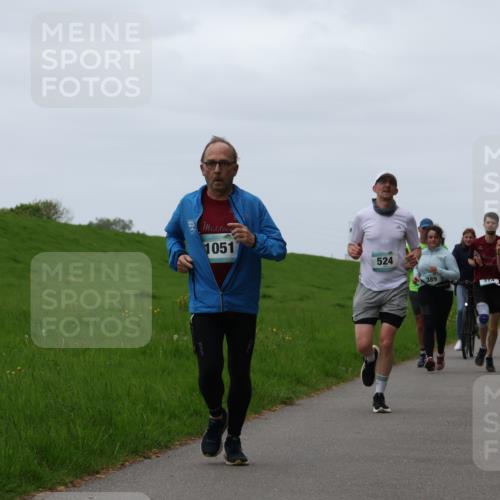 04.05.2025 - 8. Wedeler Halbmarathon Yannick Fuchs http://msf.ph/oto/7820322 04.05.2025 11:27:29 Laufen  meine-sportfotos.de