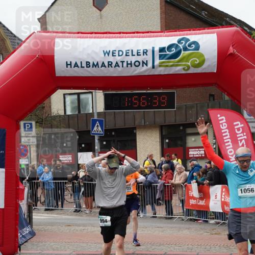 04.05.2025 - 8. Wedeler Halbmarathon Felixshl http://msf.ph/oto/7820375 04.05.2025 11:56:37 Ziel 723, 951, 994, 1056 meine-sportfotos.de