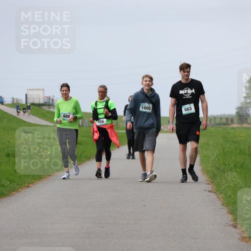 04.05.2025 - 8. Wedeler Halbmarathon Yannick Fuchs http://msf.ph/oto/7820548 04.05.2025 12:04:47 Laufen 688, 686, 1005, 683 meine-sportfotos.de