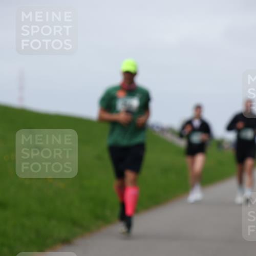 04.05.2025 - 8. Wedeler Halbmarathon Yannick Fuchs http://msf.ph/oto/7820643 04.05.2025 11:50:55 Laufen  meine-sportfotos.de