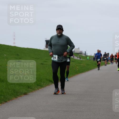 04.05.2025 - 8. Wedeler Halbmarathon Yannick Fuchs http://msf.ph/oto/7820741 04.05.2025 11:27:43 Laufen 24 meine-sportfotos.de
