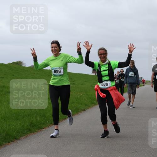 04.05.2025 - 8. Wedeler Halbmarathon Yannick Fuchs http://msf.ph/oto/7820754 04.05.2025 12:04:58 Laufen 688, 686, 1120, 1005, 683 meine-sportfotos.de
