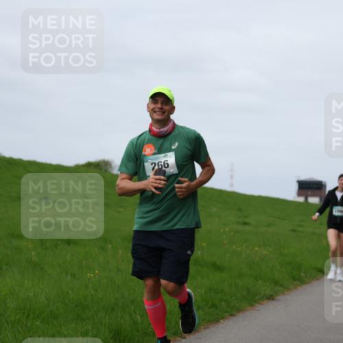 04.05.2025 - 8. Wedeler Halbmarathon Yannick Fuchs http://msf.ph/oto/7820760 04.05.2025 11:50:58 Laufen 266, 321 meine-sportfotos.de