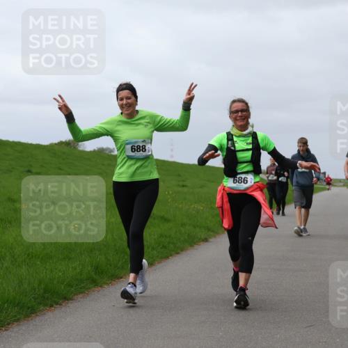 04.05.2025 - 8. Wedeler Halbmarathon Yannick Fuchs http://msf.ph/oto/7820774 04.05.2025 12:04:58 Laufen 688, 686, 683 meine-sportfotos.de