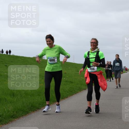 04.05.2025 - 8. Wedeler Halbmarathon Yannick Fuchs http://msf.ph/oto/7820792 04.05.2025 12:04:59 Laufen 688, 686, 1005, 683 meine-sportfotos.de