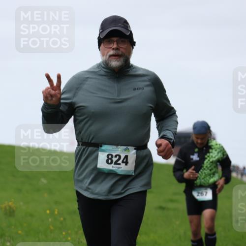 04.05.2025 - 8. Wedeler Halbmarathon Yannick Fuchs http://msf.ph/oto/7820828 04.05.2025 11:27:45 Laufen 824, 267 meine-sportfotos.de