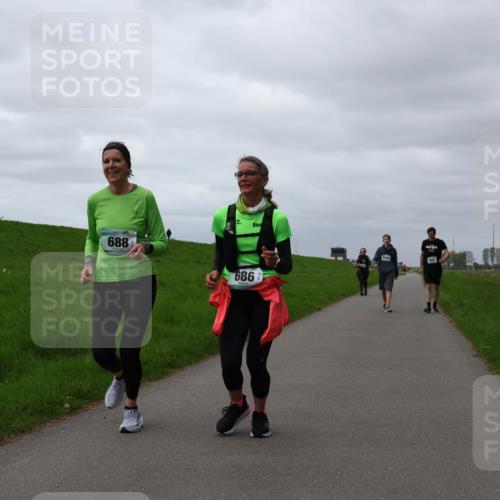 04.05.2025 - 8. Wedeler Halbmarathon Yannick Fuchs http://msf.ph/oto/7820832 04.05.2025 12:05:00 Laufen 688, 686 meine-sportfotos.de